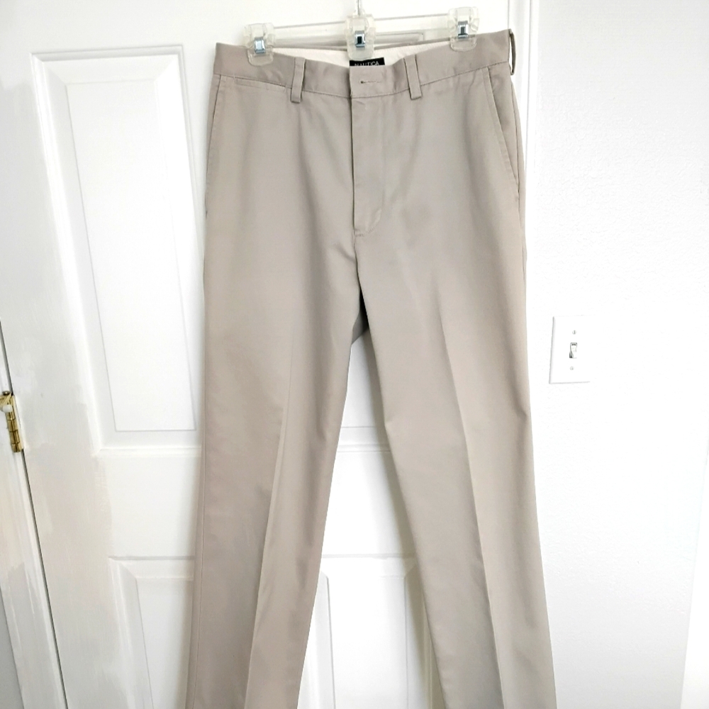 Nautica Men's Relaxed Fit Dress Khaki's.